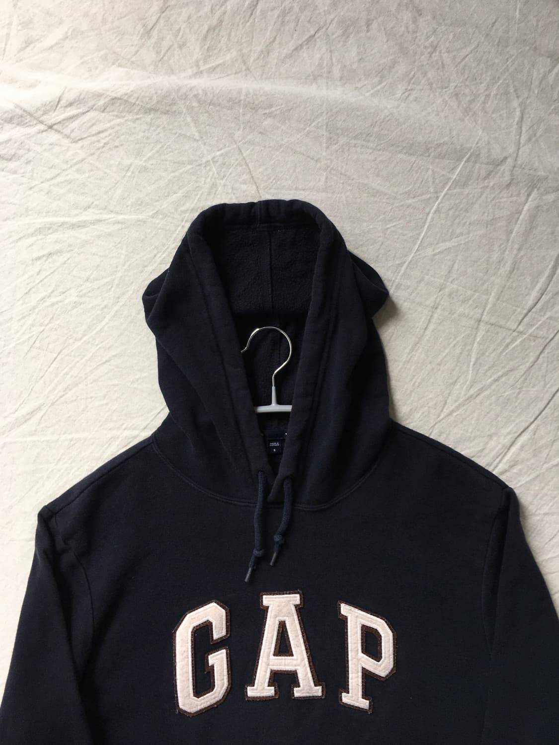 갭 자수패치 로고 후드티 상품이미지4