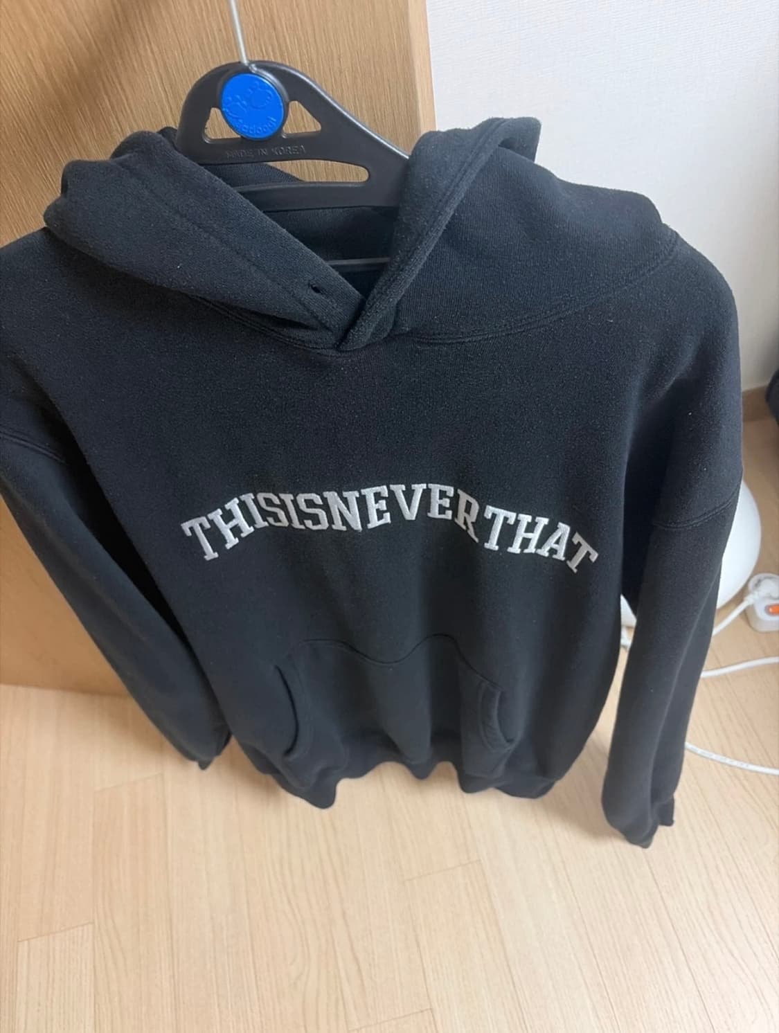 디스이즈네버댓 블랙 후드티 상품이미지1