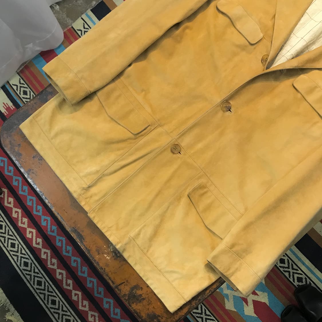 Italy Longhi 베이지 스웨이드 3버튼 자켓 남성 105 사이즈  상품이미지3