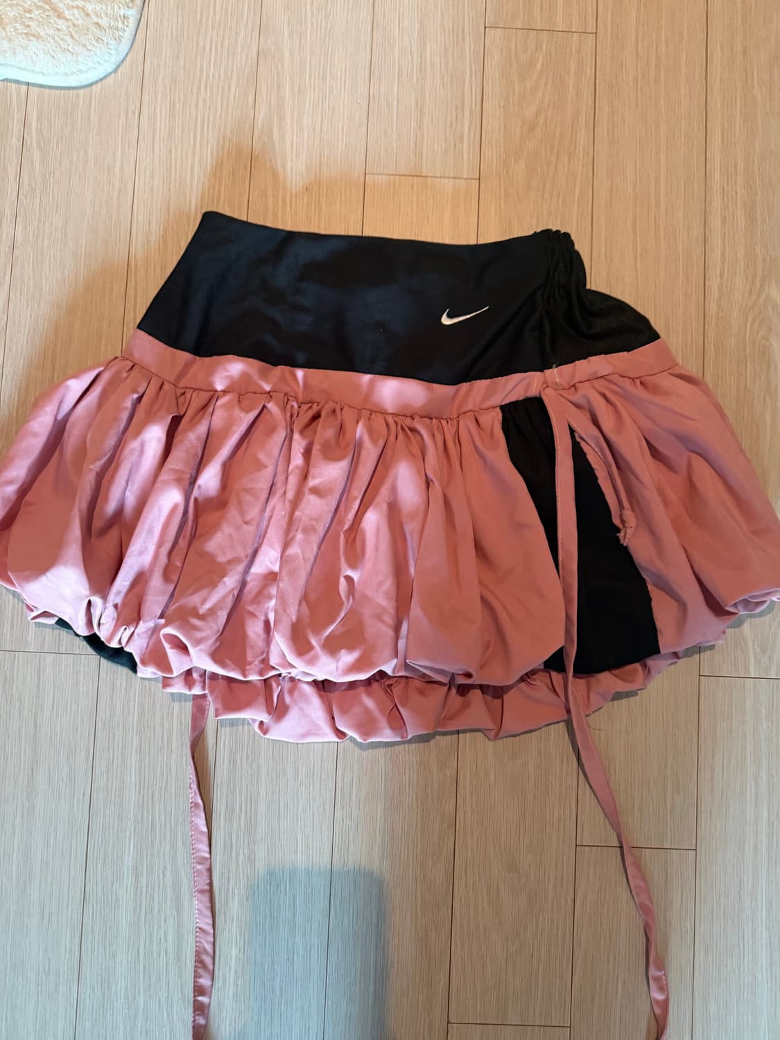 나이키 빈티지 플레어 퍼프 스커트 상품이미지1