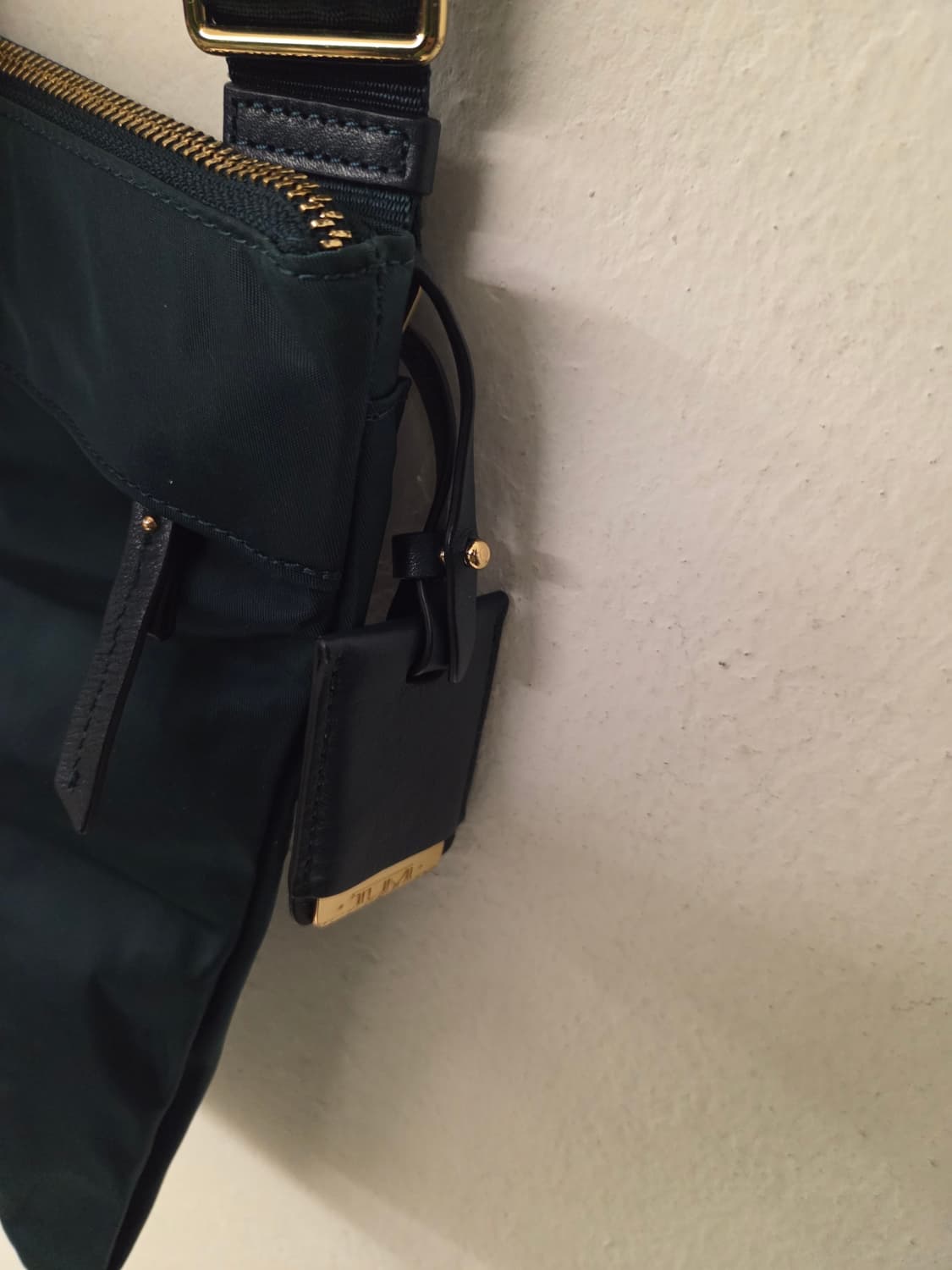 투미 크로스백 상품이미지3