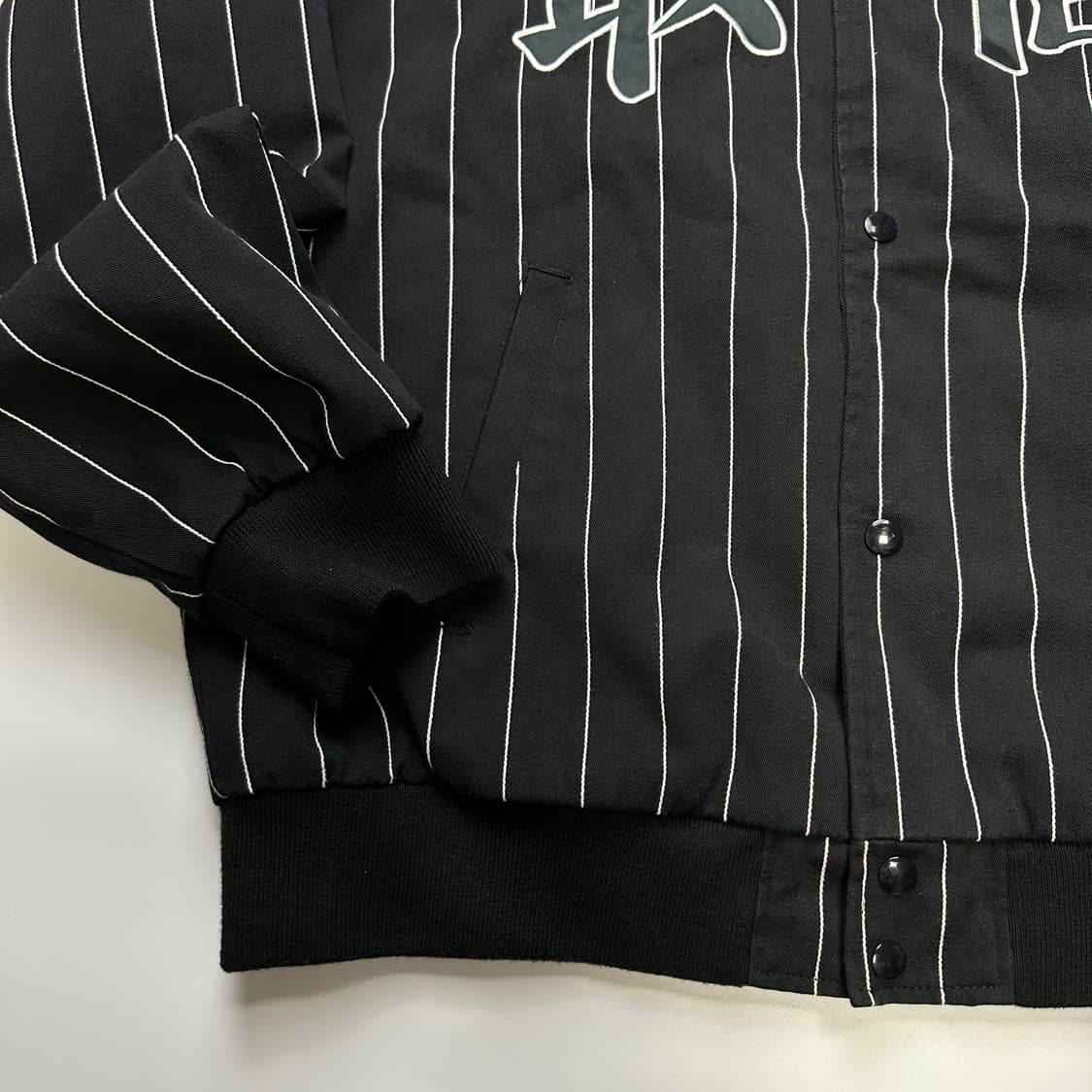 SUPREME Pinstripe Varsity 슈프림 바시티 자켓 상품이미지4