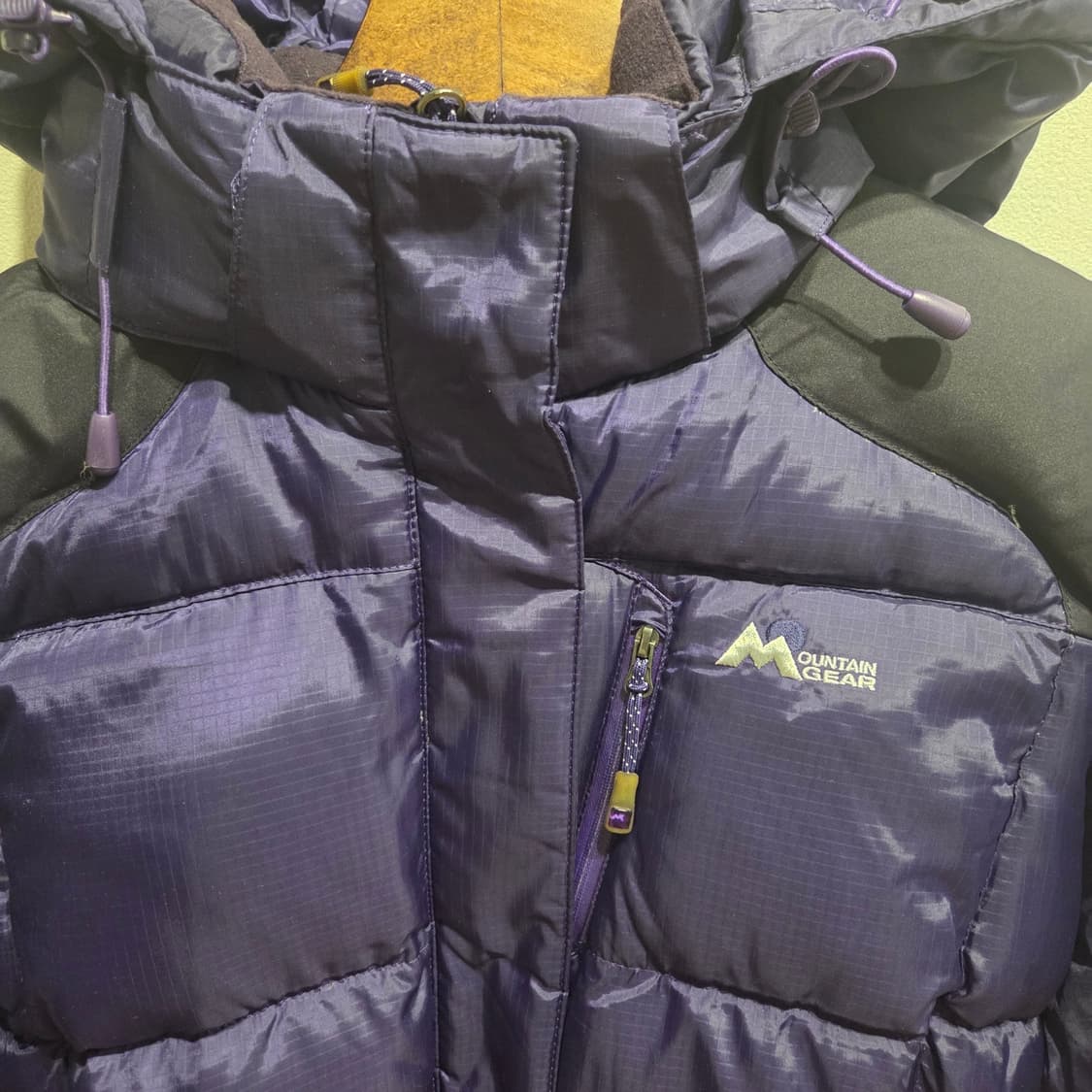 마운틴 기어 패딩 90 상품이미지3