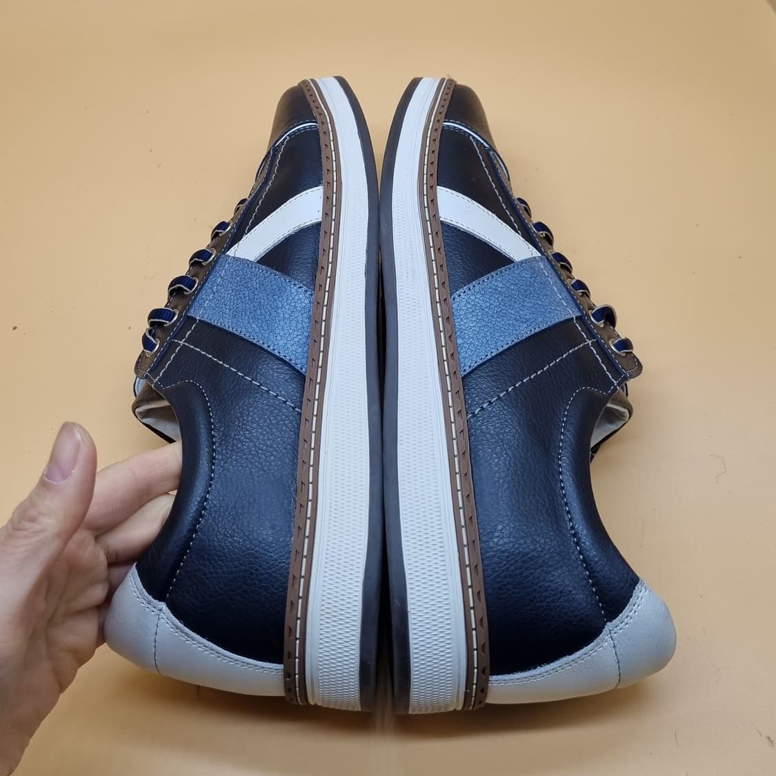 바찌 남성가죽스니커즈 270. 상품이미지5