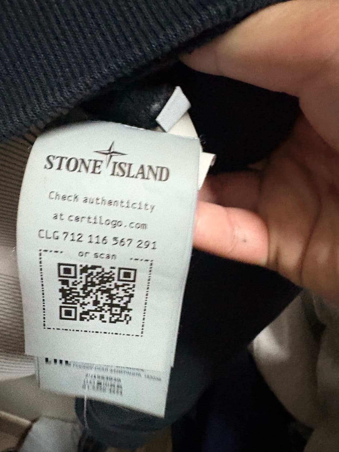 스톤아일랜드 맨투맨 s 급쳐 블랙 상품이미지2