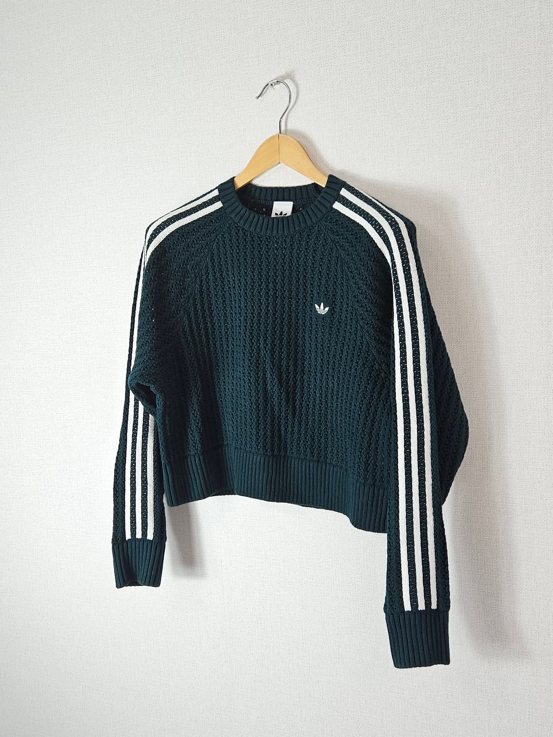 아디다스 신형 크롭 아디컬러 니티드 크루 니트 케이블 L (거의 새상품) 상품이미지1