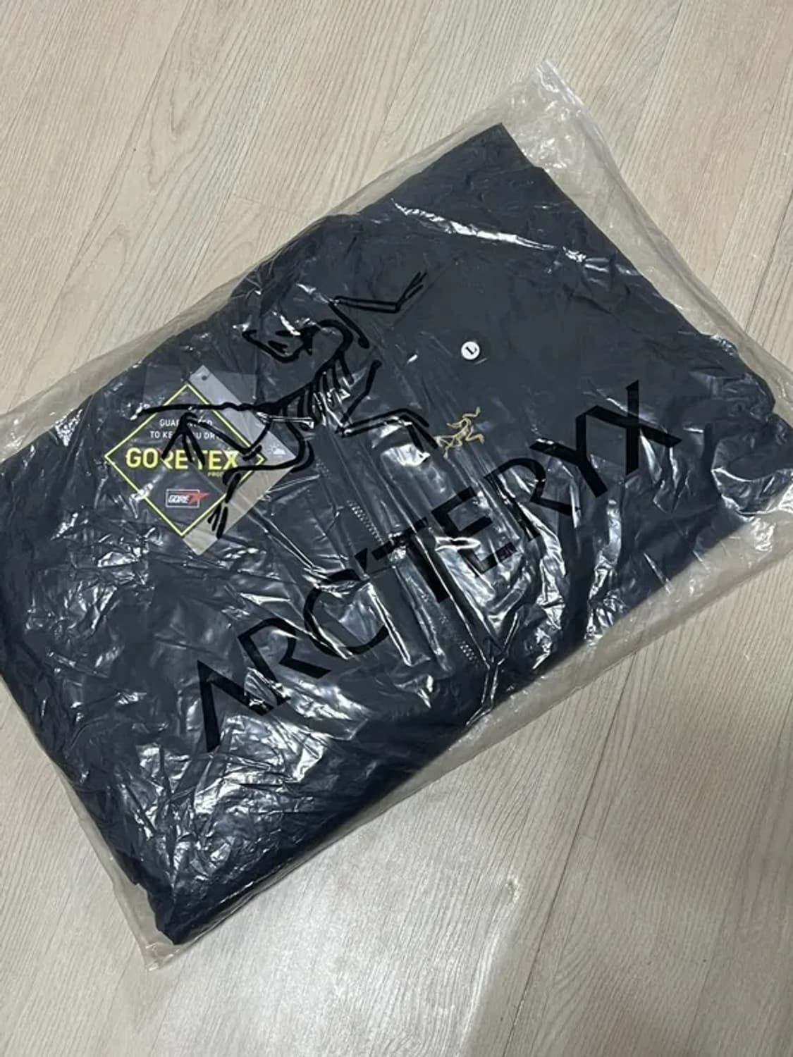 아크테릭스 알파 SV 자켓 24k 블랙 상품이미지2