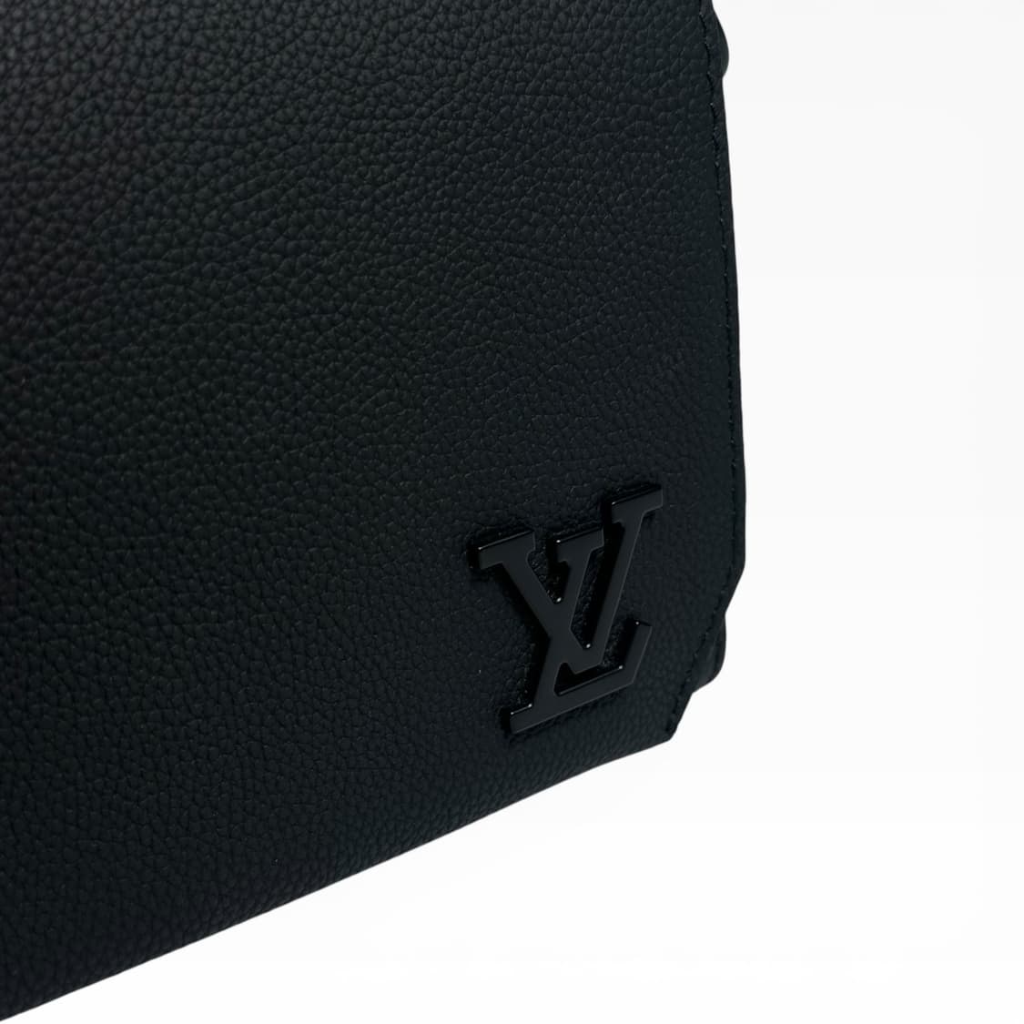 [S+급] 루이비통 테이크오프 에어로그램 메신저 크로스백 상품이미지9