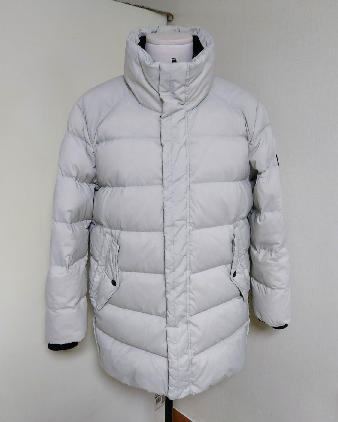 GUESS 남성 구스다운 하프패딩 (XL)105~110

 상품이미지1