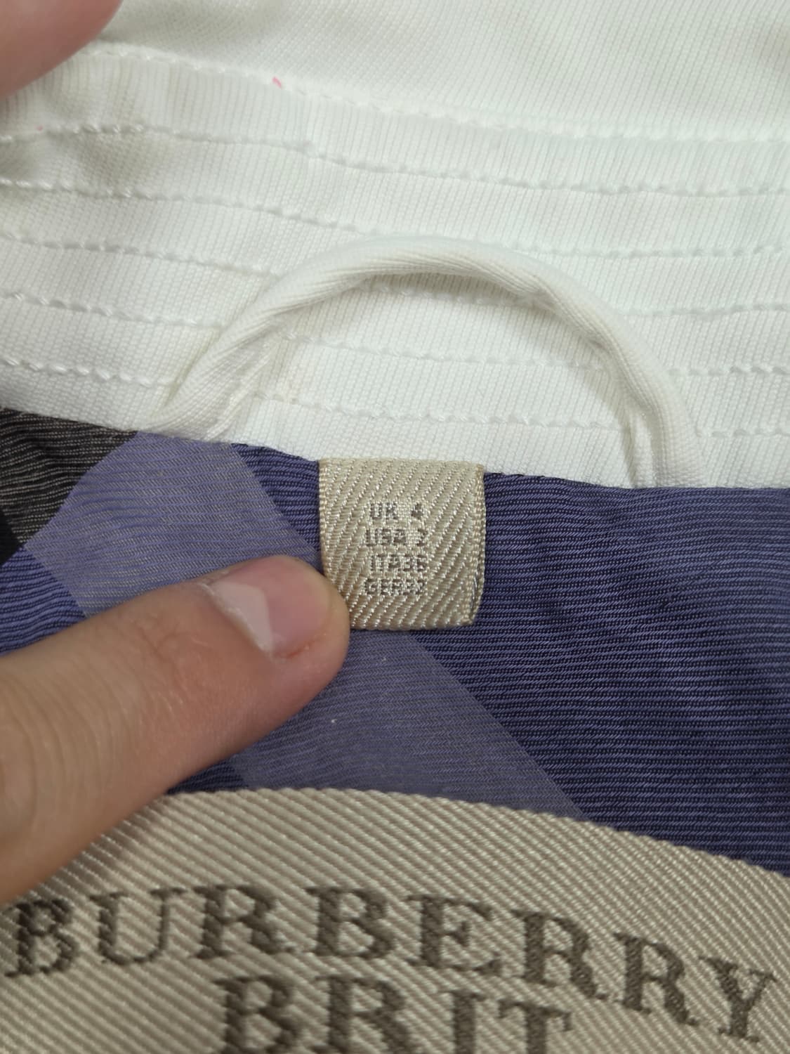 [버버리] 브릿 코튼 스판 페플럼 숏 트렌치 코트 | A00176 상품이미지4