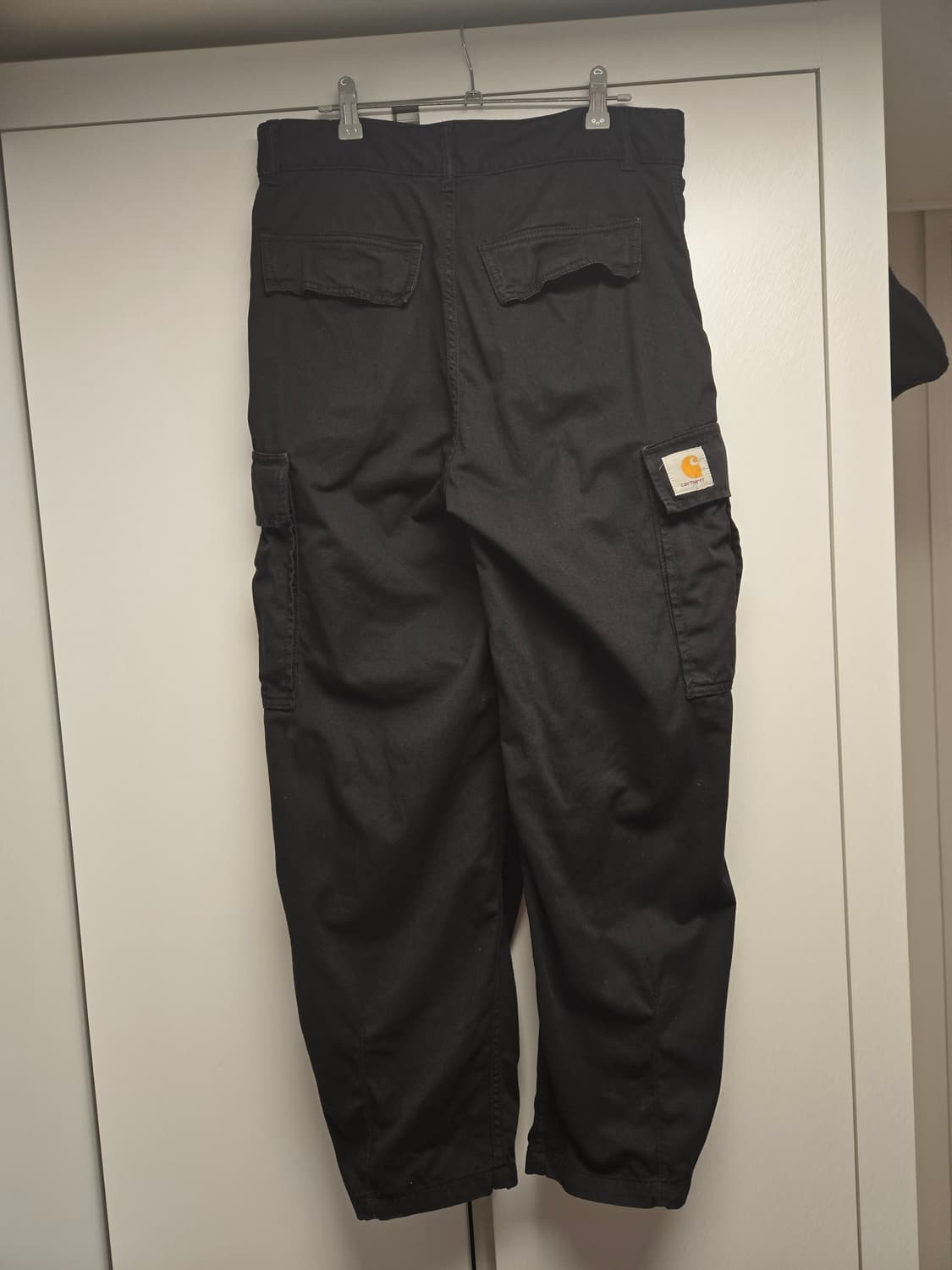 칼하트 WIP 콜 카고 팬츠 블랙 가먼트 다이드 30 상품이미지1