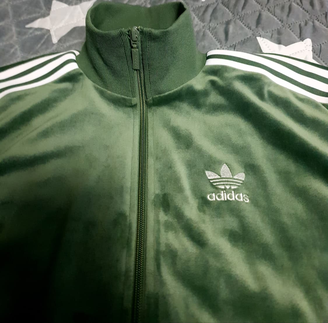 (블랙핑크 리사 제니 PICK)아디다스 파이어버드 벨벳 셋업 올리브 그린 상품이미지3