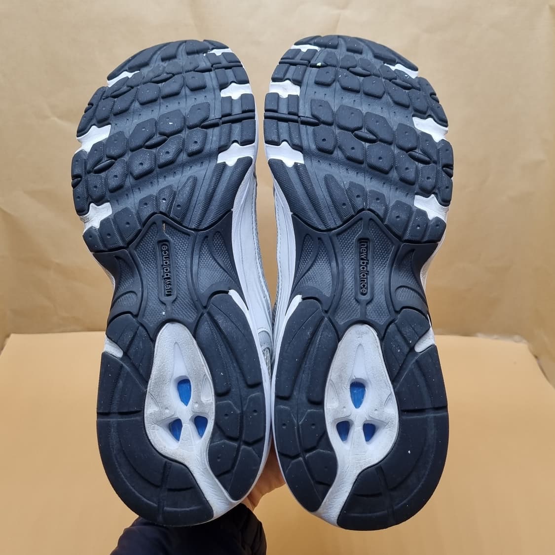 뉴발란스 530 화이트 실버 남성운동화270. 상품이미지3