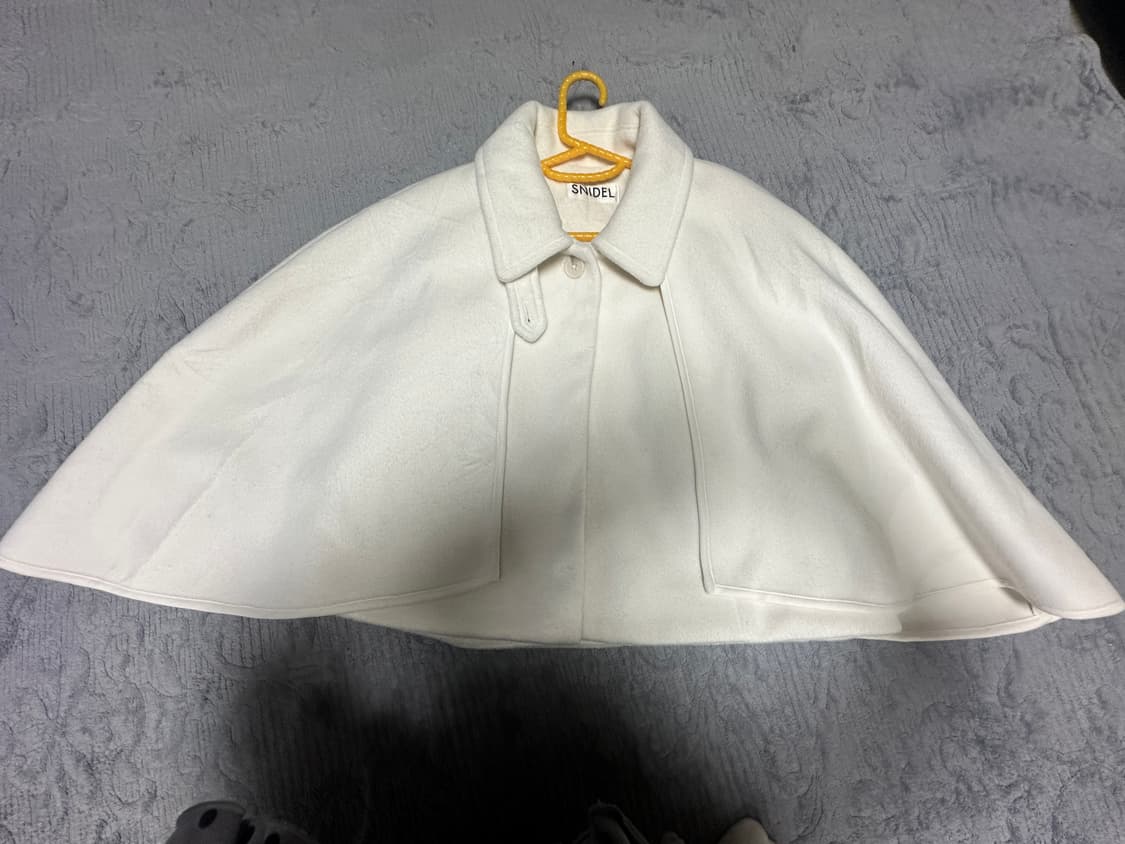 스나이델 2024 복주머니 케이프 코트 상품이미지1