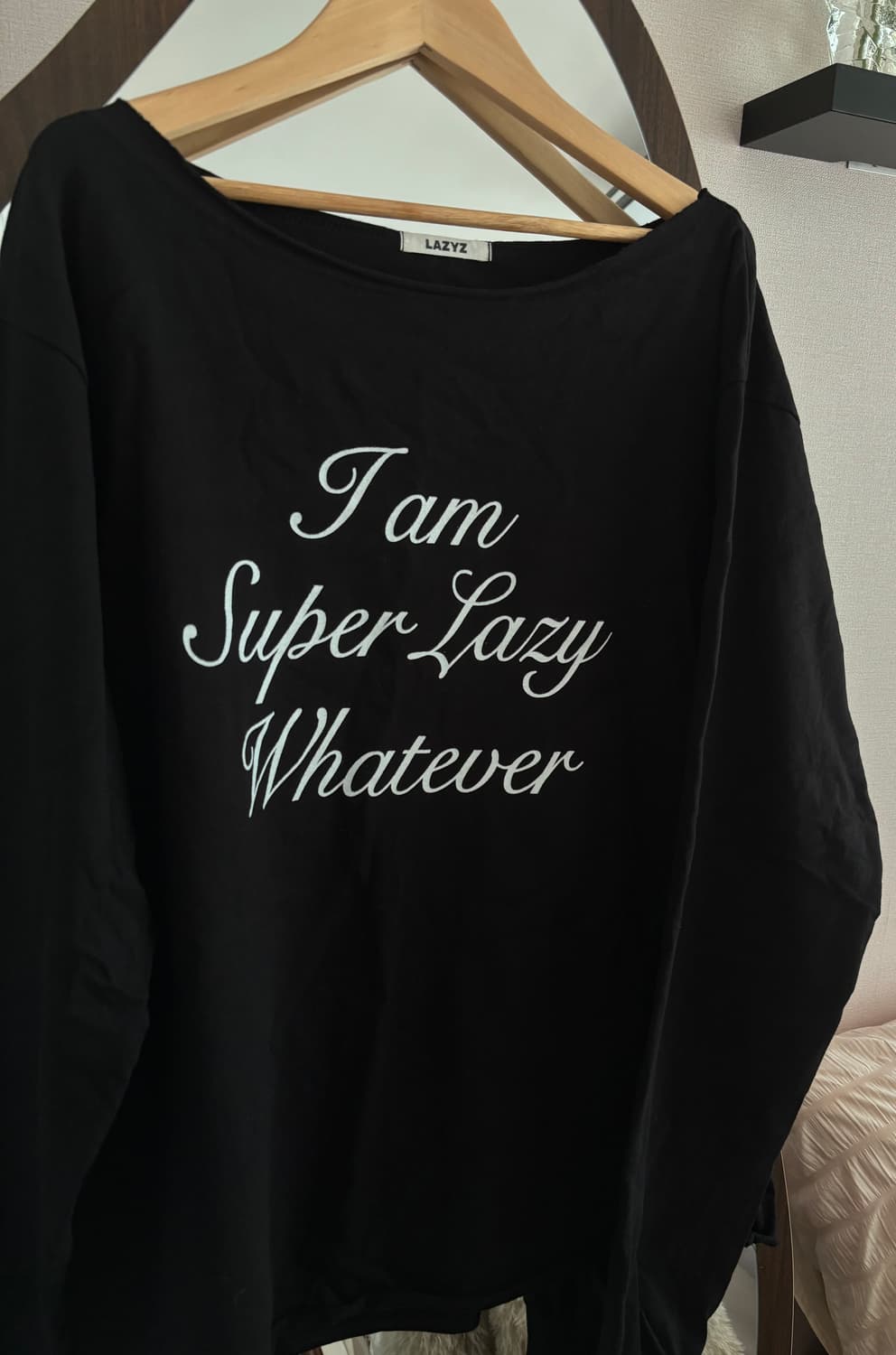 레이지지 오프숄더 롱슬리브 티셔츠 상품이미지1