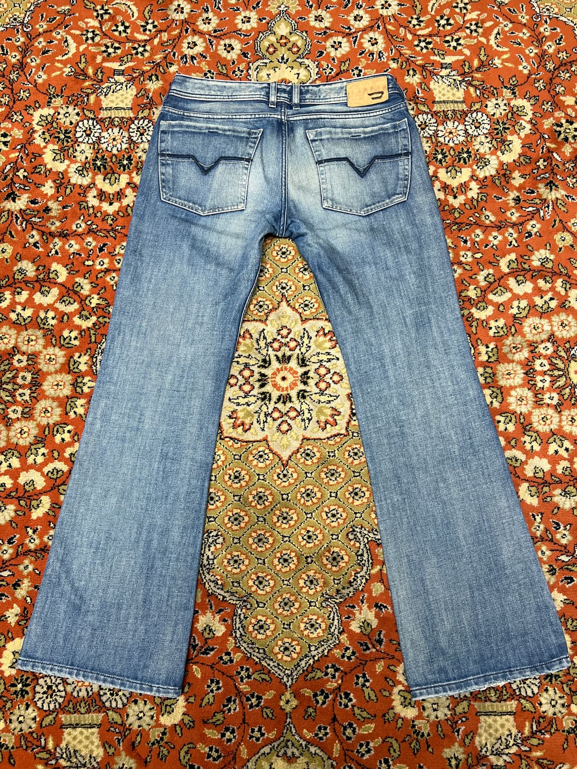 [32] 디젤 자탄 부츠컷 플레어 데님팬츠 상품이미지2