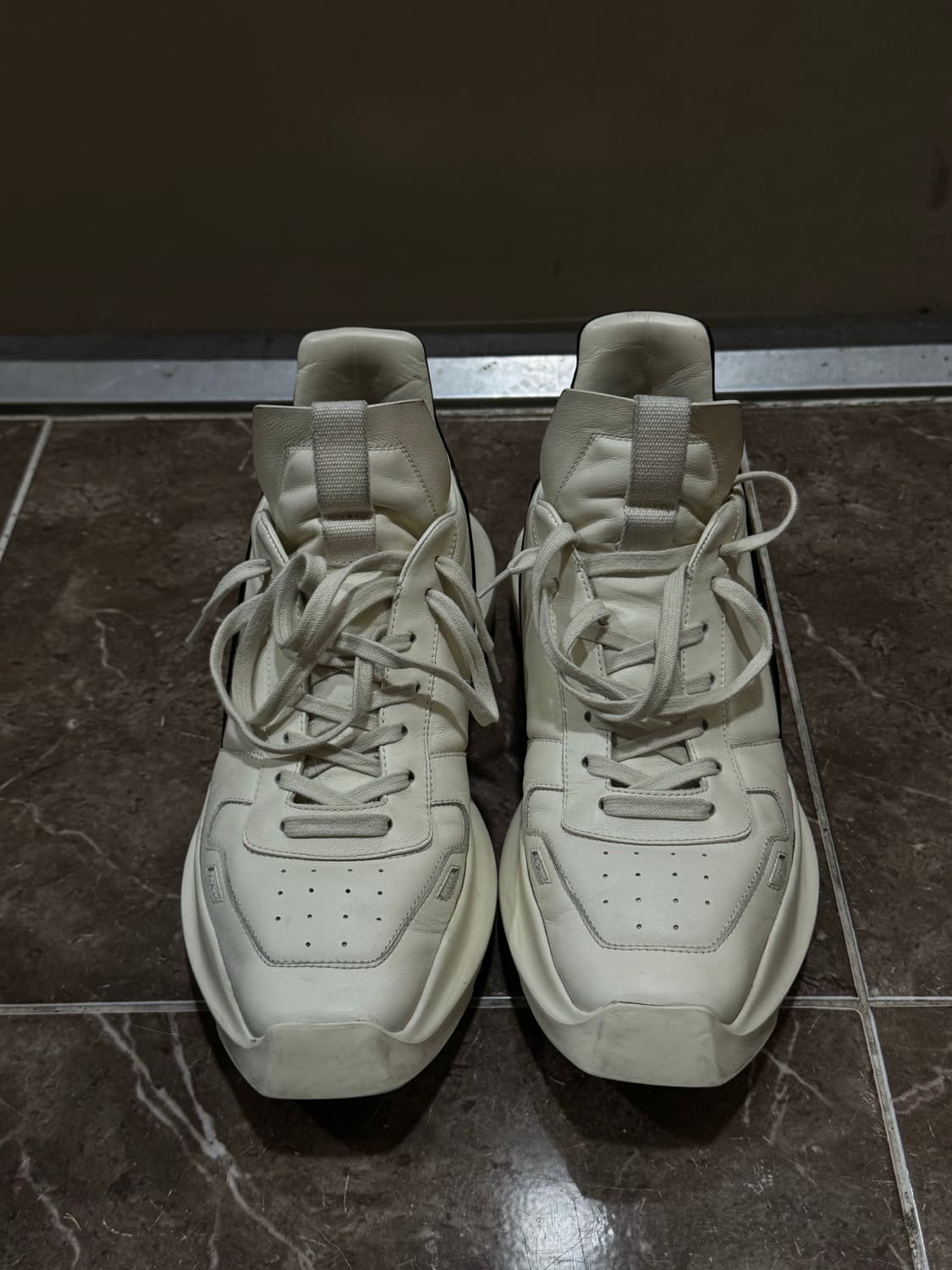 릭 오웬스 게스 러너 스니커즈 275  상품이미지2