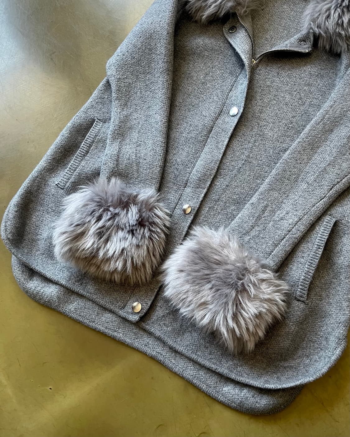 Md'm Silver Fur Trimming Knit Jacket 상품이미지6