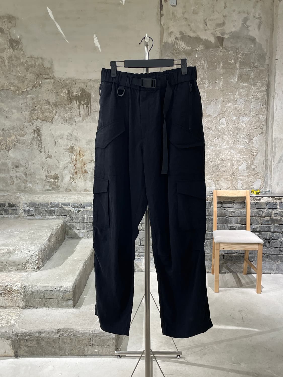 와이 쓰리 블랙 버클 코튼 카코 팬츠 상품이미지1