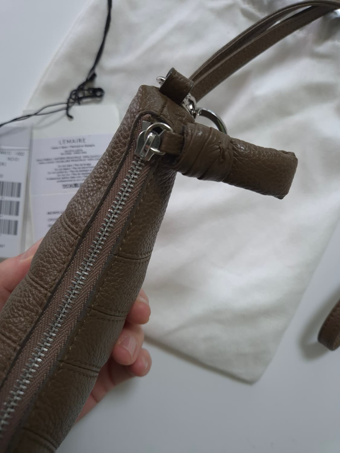 르메르 크루아상 크로스바디 코인 펄스 코인지갑 상품이미지5