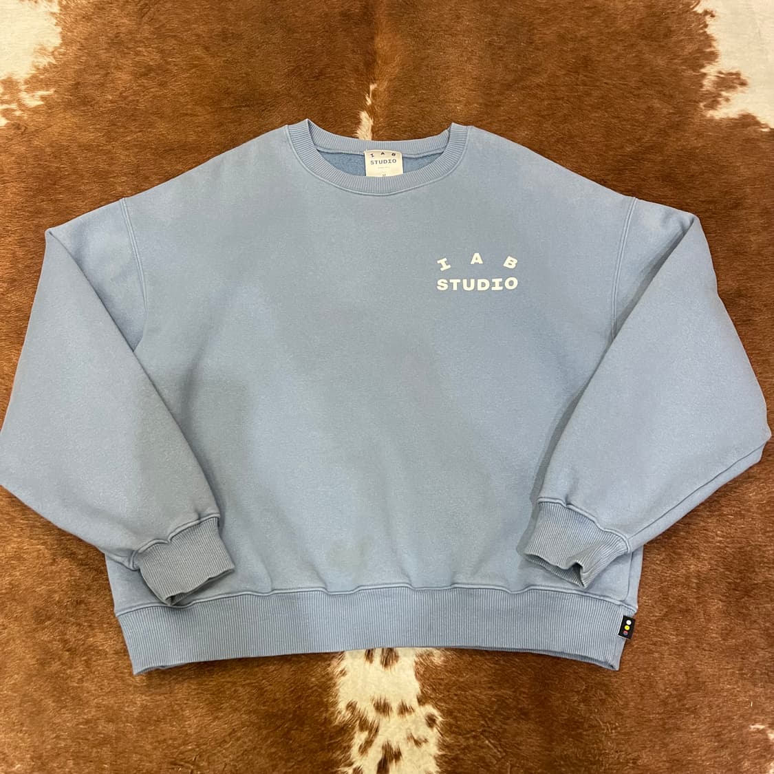 IAB STUDIO 맨투맨 상품이미지1