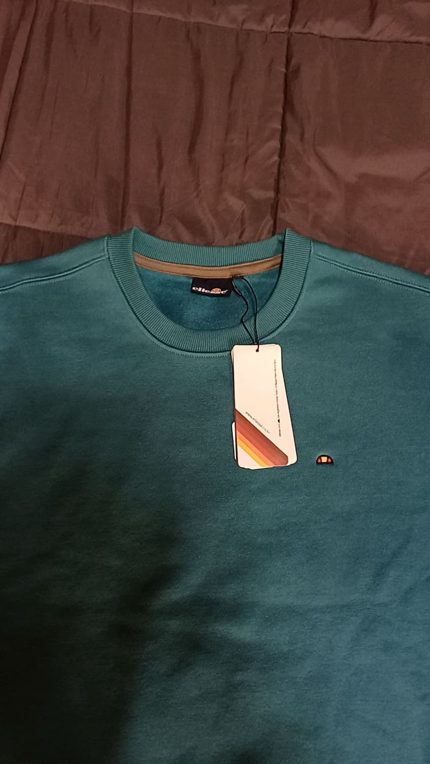 엘레쎄 미사용 기모맨투맨 실측105 가슴58 기장72 상품이미지3