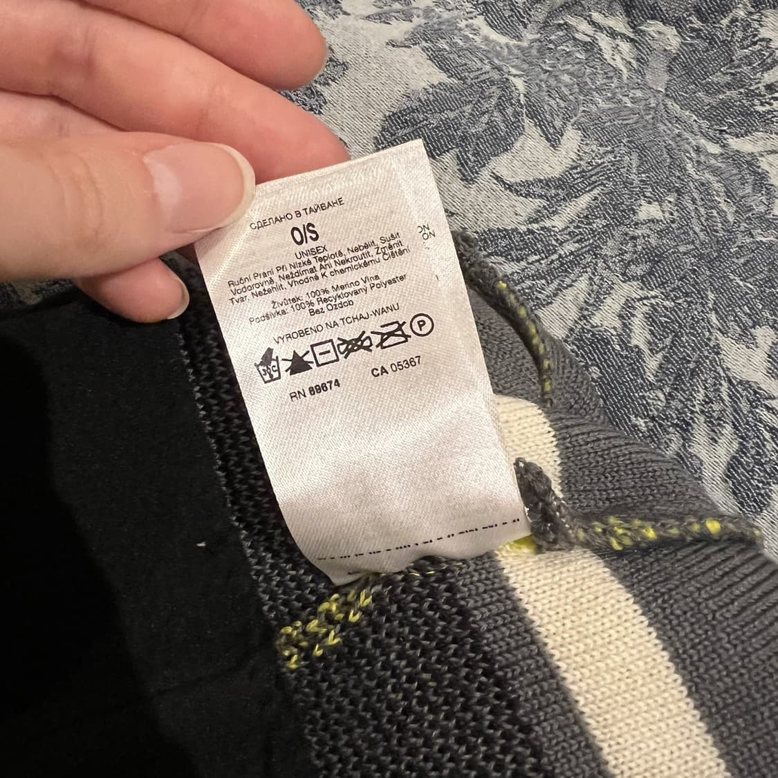 13FW 스투시 x 마운틴하드웨어 로고 비니 옐로우 상품이미지7