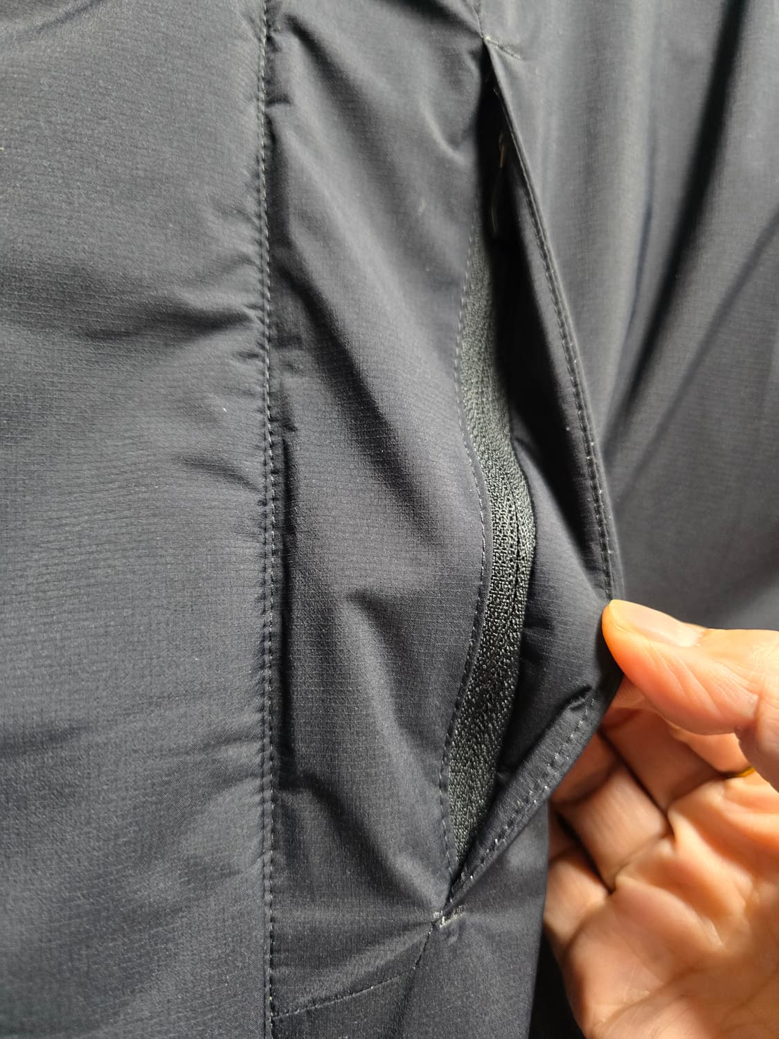 컬럼비아 옴니히트 구스다운경량 숏패딩재킷 95 상품이미지5