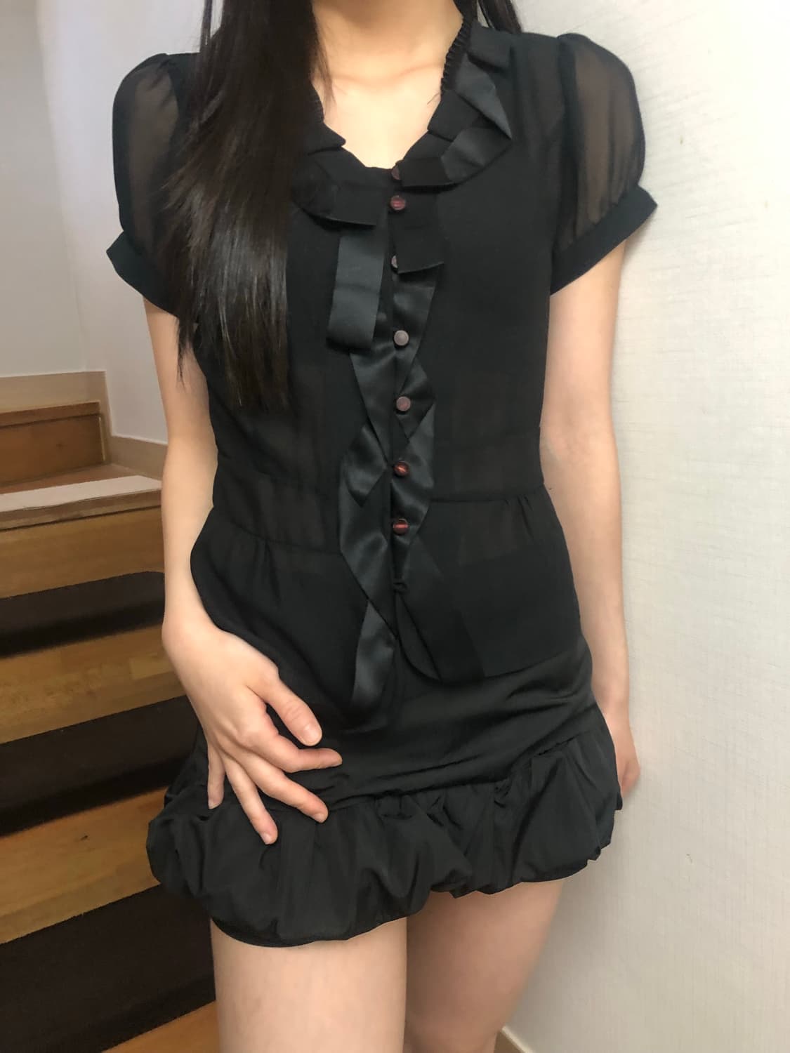빈티지 블랙 프릴 블라우스 상품이미지1