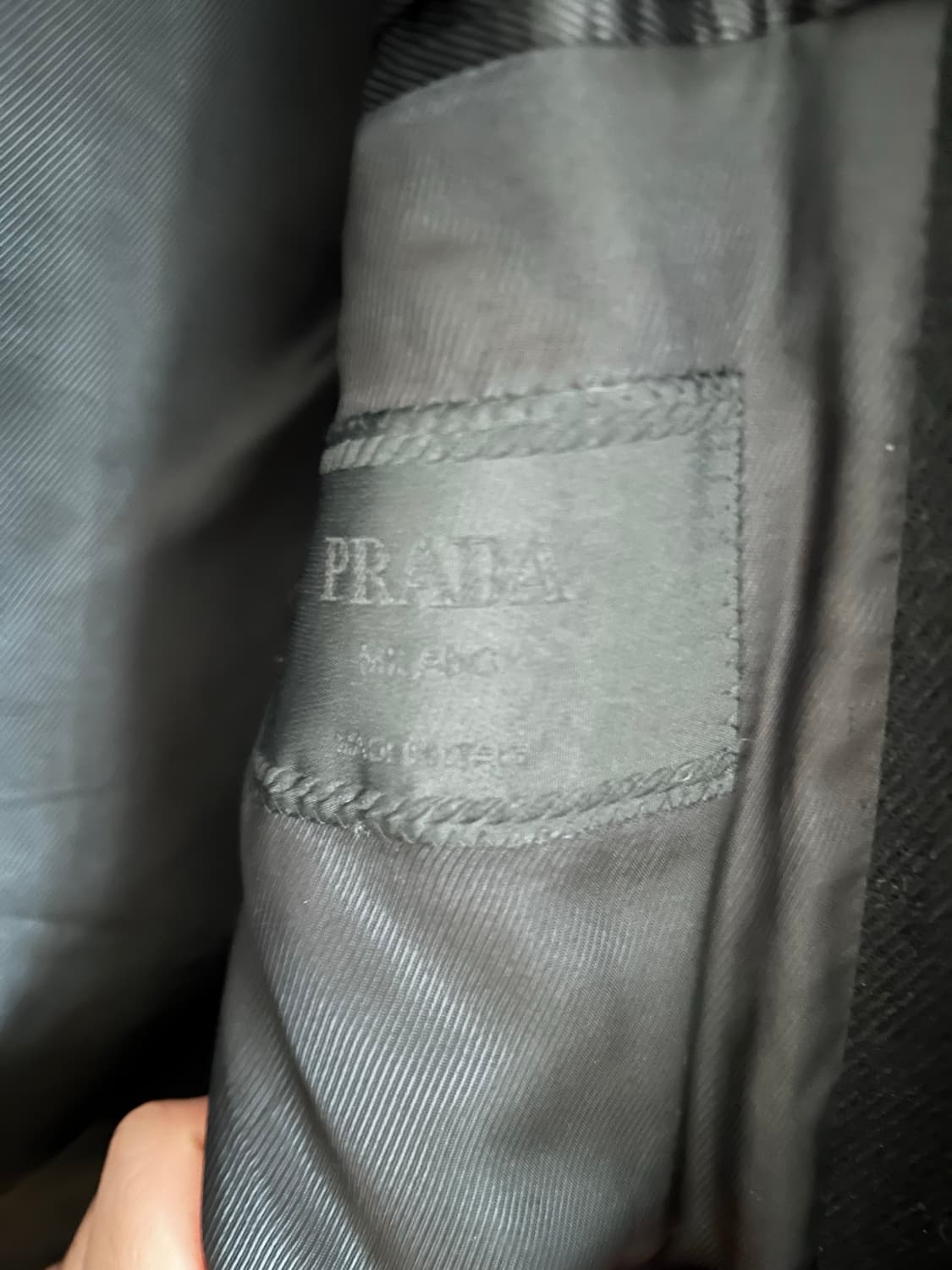 Prada 블랙 싱글 브레스트 코트 48사이즈 상품이미지2