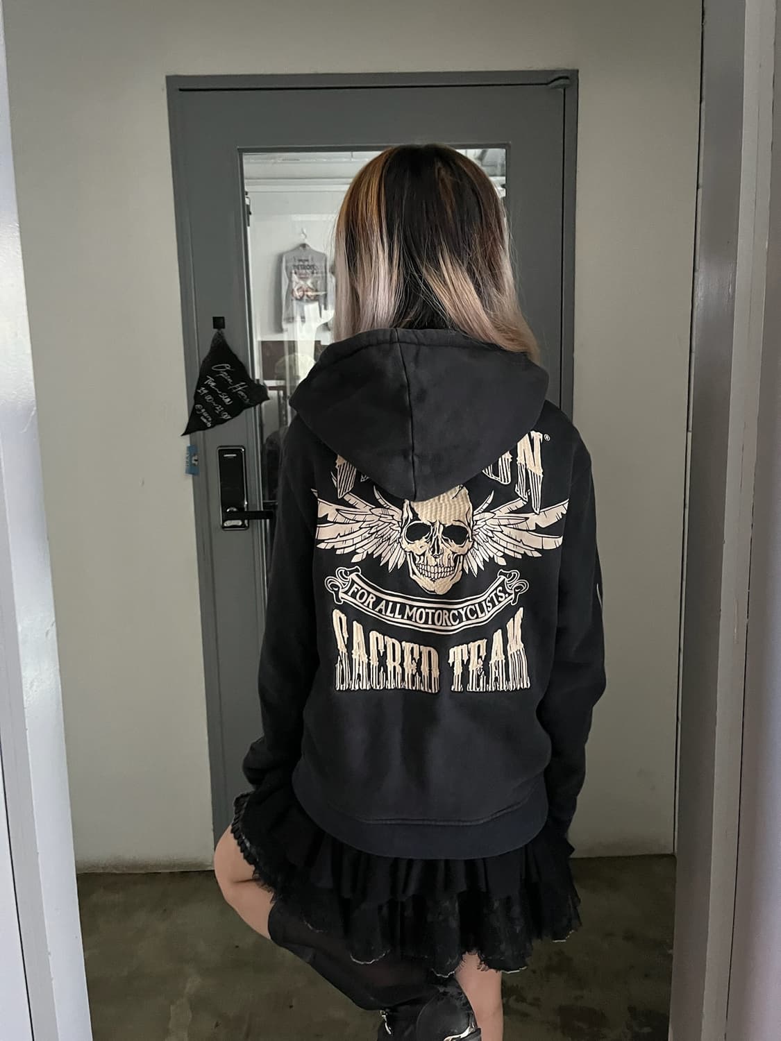 밴슨 백 아트워크 디테일 오버핏 후드집업 상품이미지7