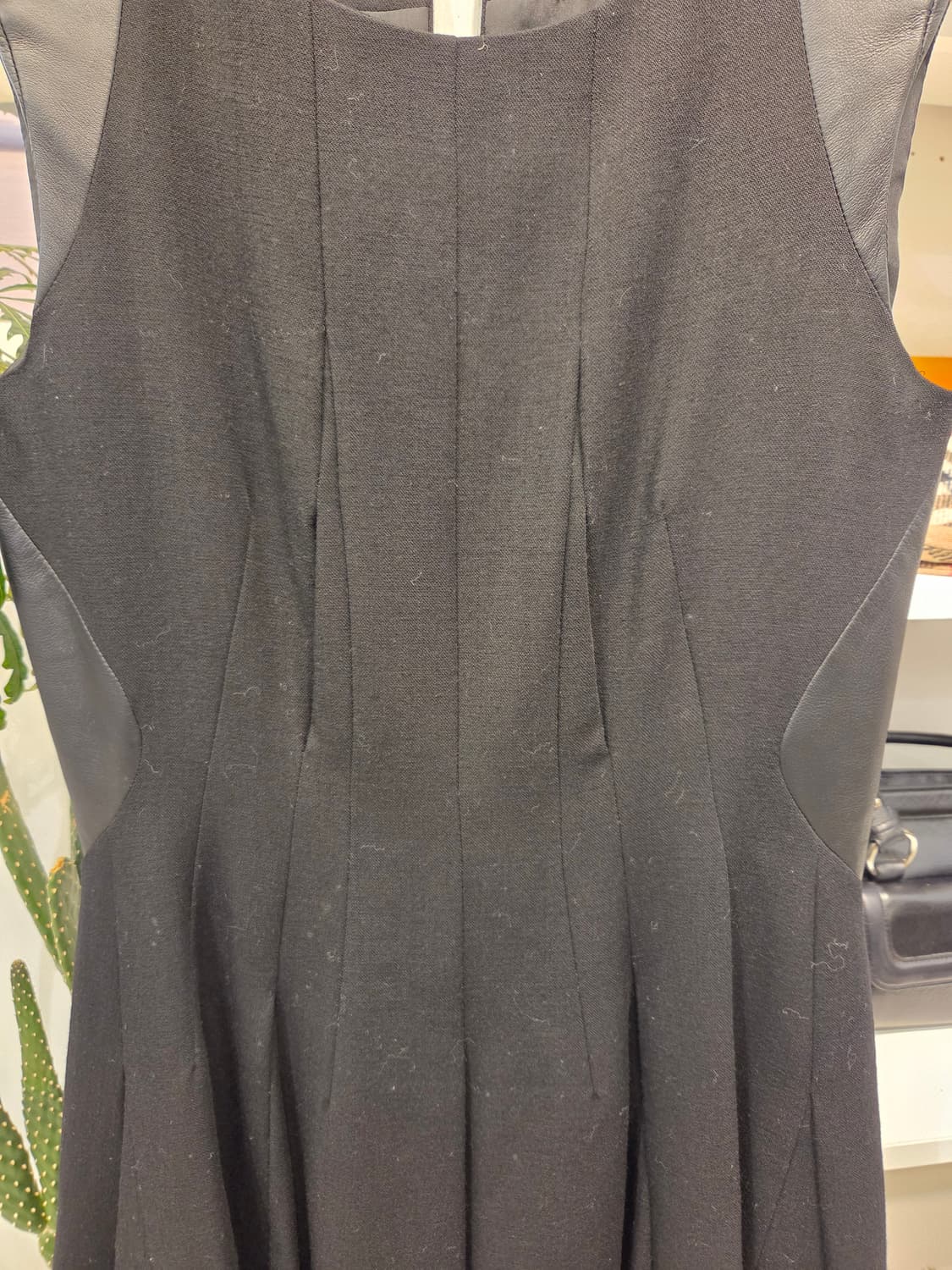 마인 양가죽 트리밍 울 원피스 상품이미지3