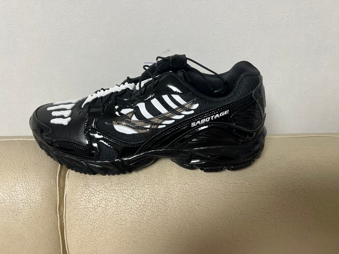 미즈노 x SBTG 웨이브 라이더 10 블랙 하버 미스트 260 상품이미지4