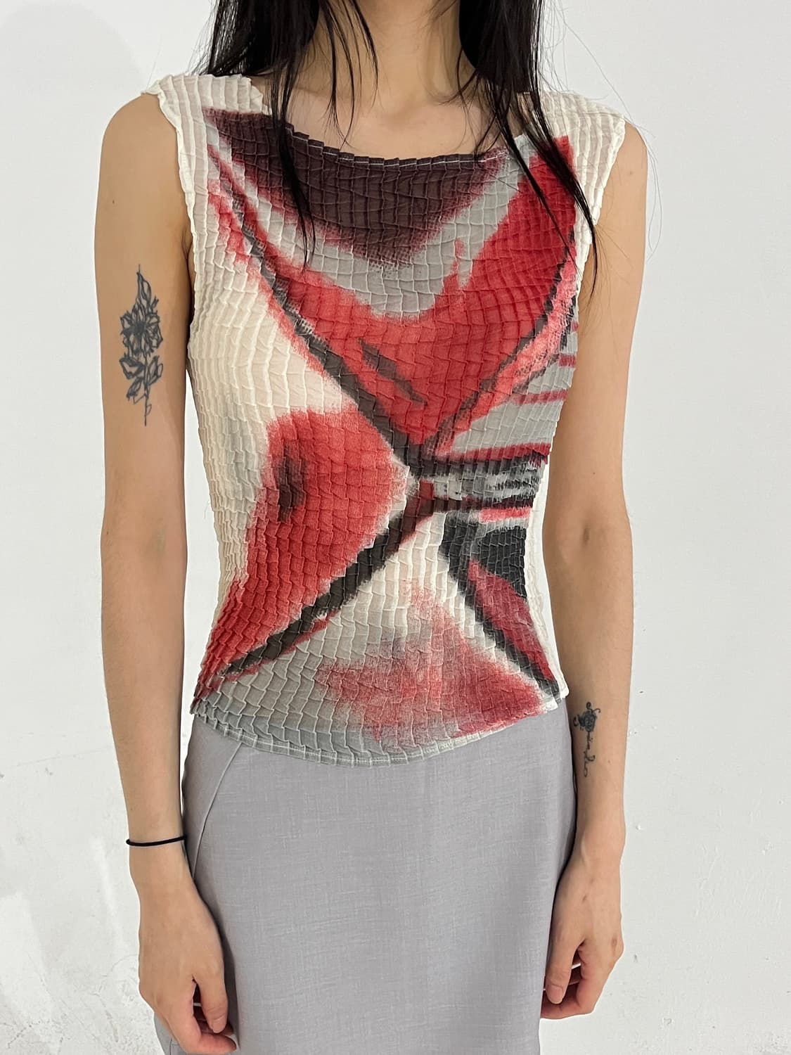 Ptinting pleats sleeveless top 상품이미지1