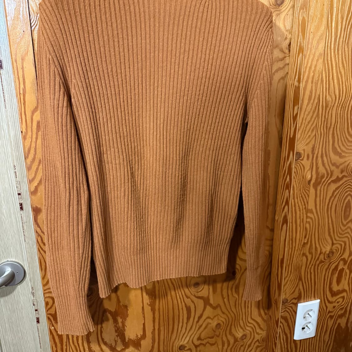 톰포드 캐시미어 100% 터틀넥 니트 판매 합니다. 상품이미지7