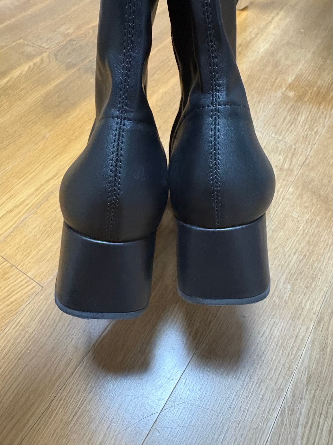 자라 블랙 앵클 부츠 245 사이즈 상품이미지3