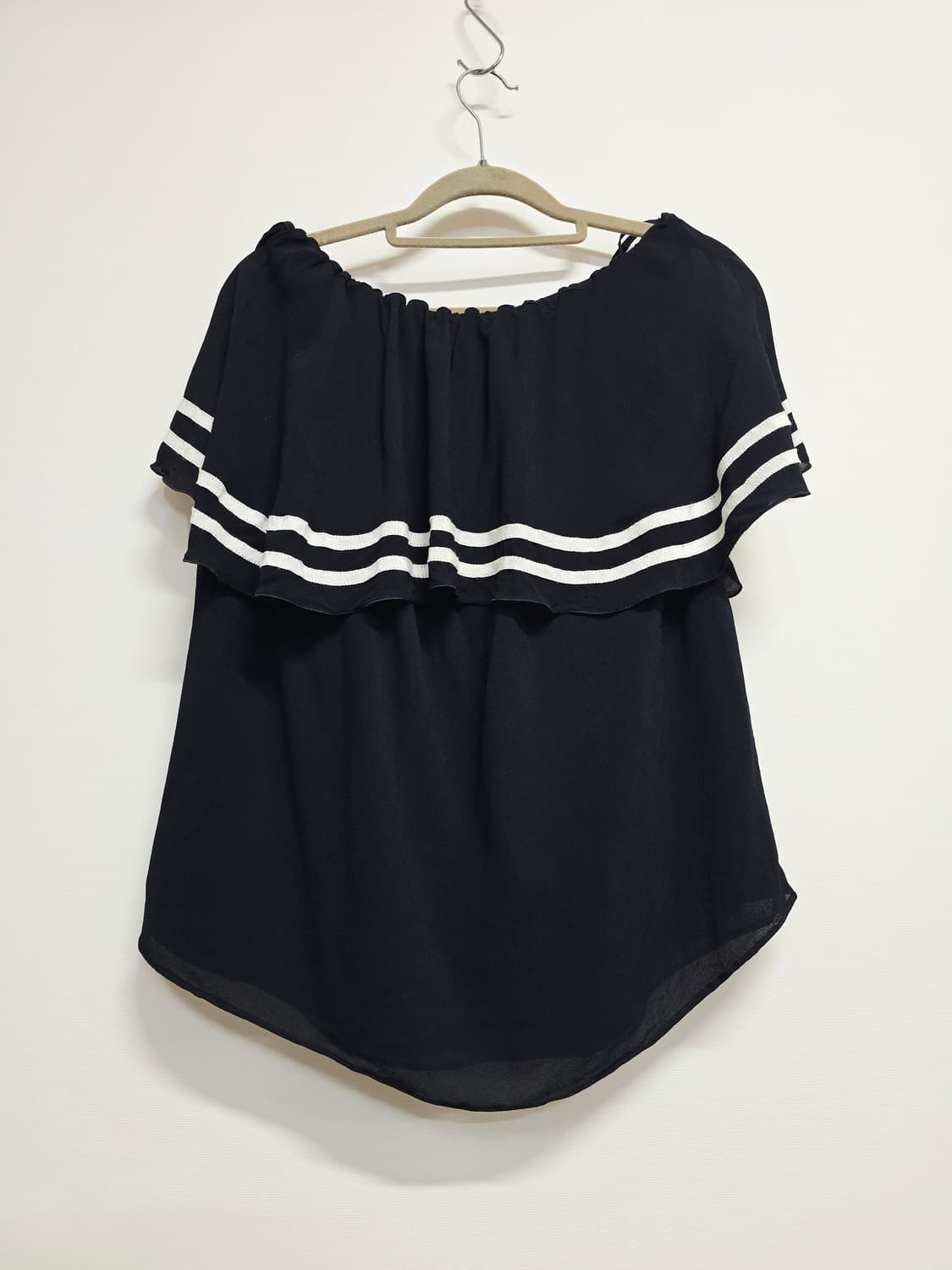 럭키슈에뜨 오프숄더 블라우스 스트라이프 상품이미지5