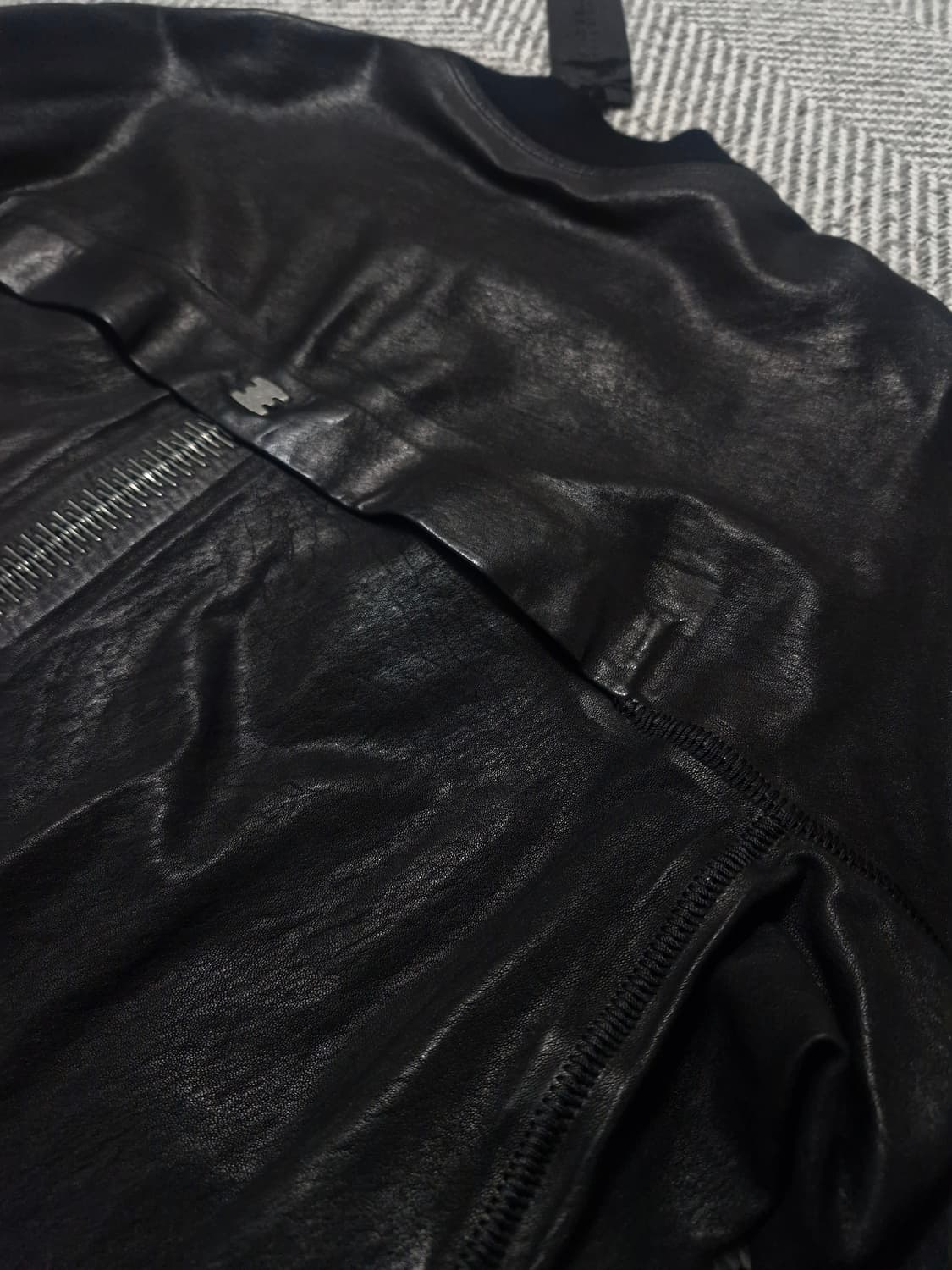 (민트급) 아이작세럼 isaac sellam atelier 척추 봄버 L 상품이미지6