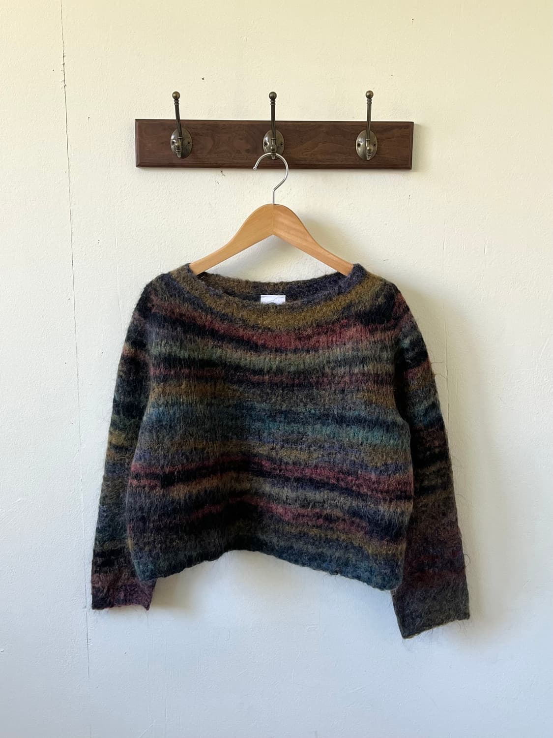 WENDY TRENDY 모헤어 크롭 스웨터 상품이미지1