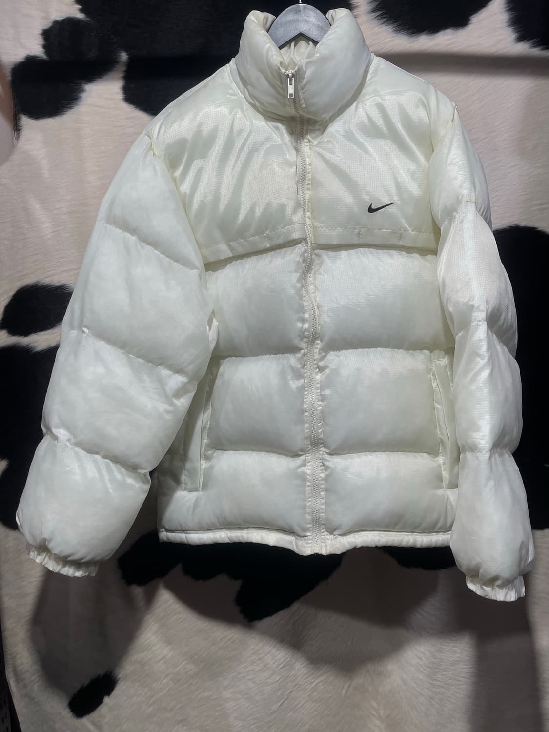 나이키 오버핏 화이트 패딩 상품이미지3