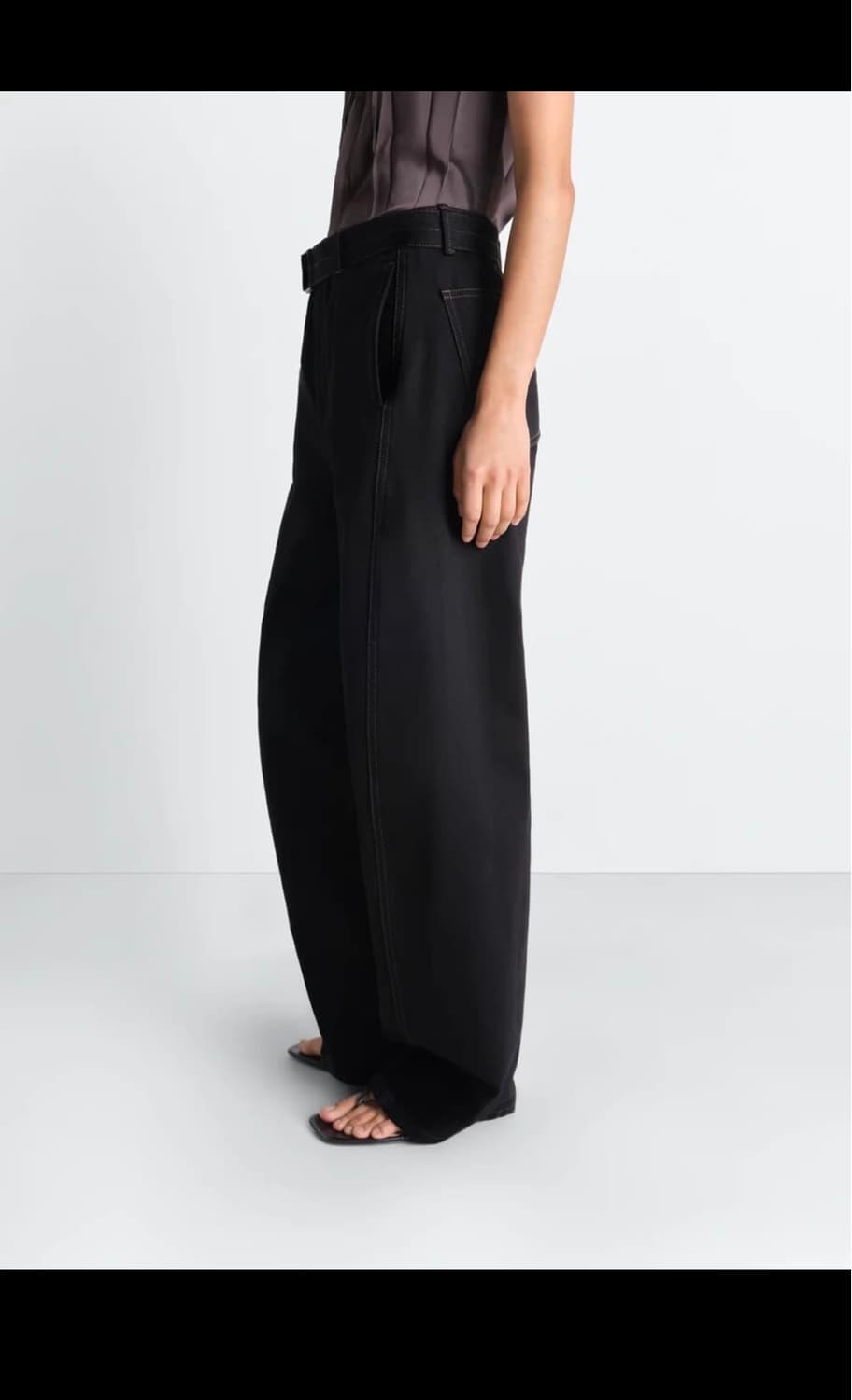 (S,M) 르메르 26SS 트위스트 벨티드 팬츠 블랙 데님 상품이미지2