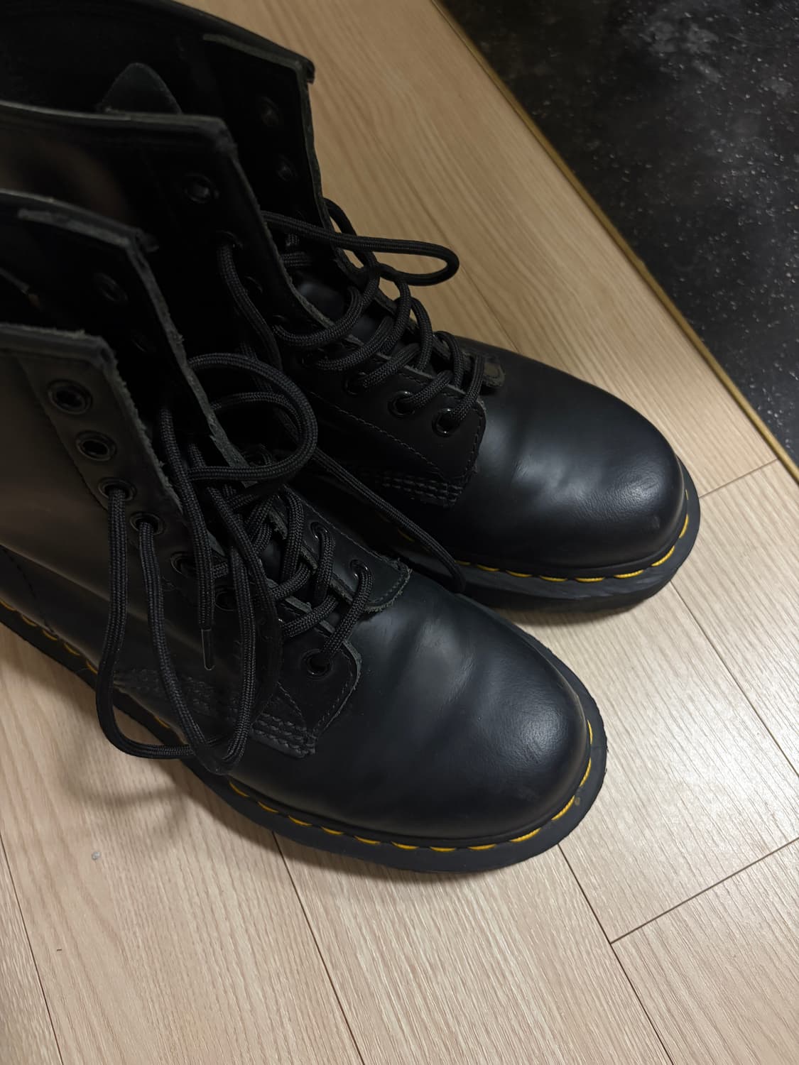 닥터마틴 UK5 240 8홀 상품이미지2