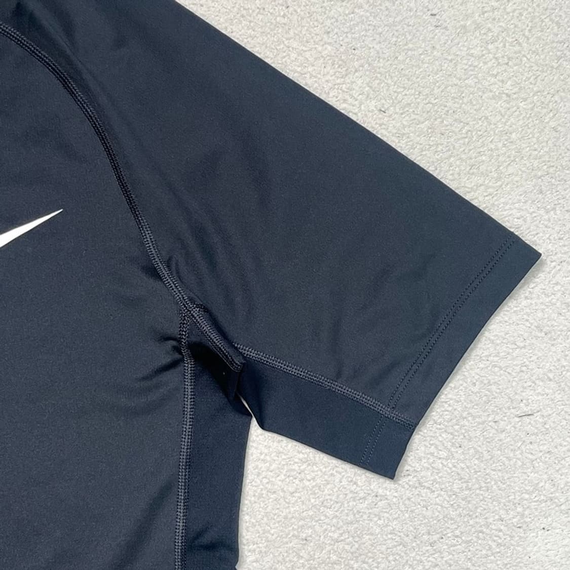 NIKE 티셔츠 블랙 XL 상품이미지4