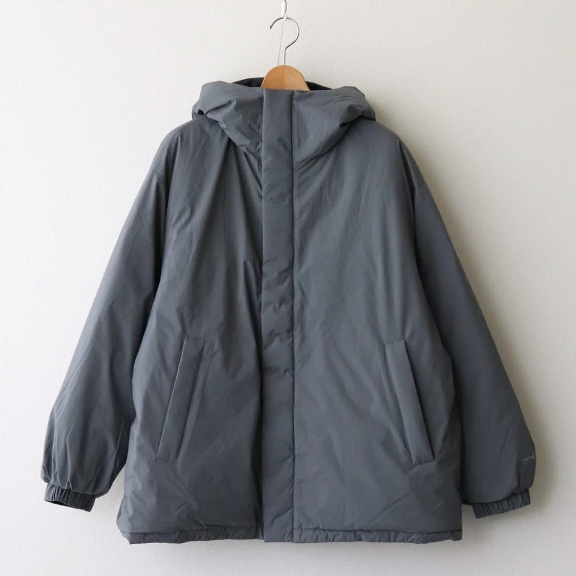 [1] 그라프페이퍼 퍼텍스 쉴드 리버시블 후디드 다운 패딩 상품이미지2