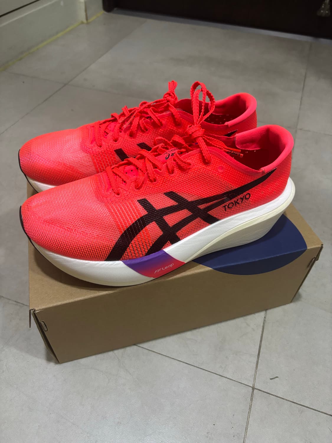 아식스 메타스피드 엣지 도쿄 275 상품이미지2