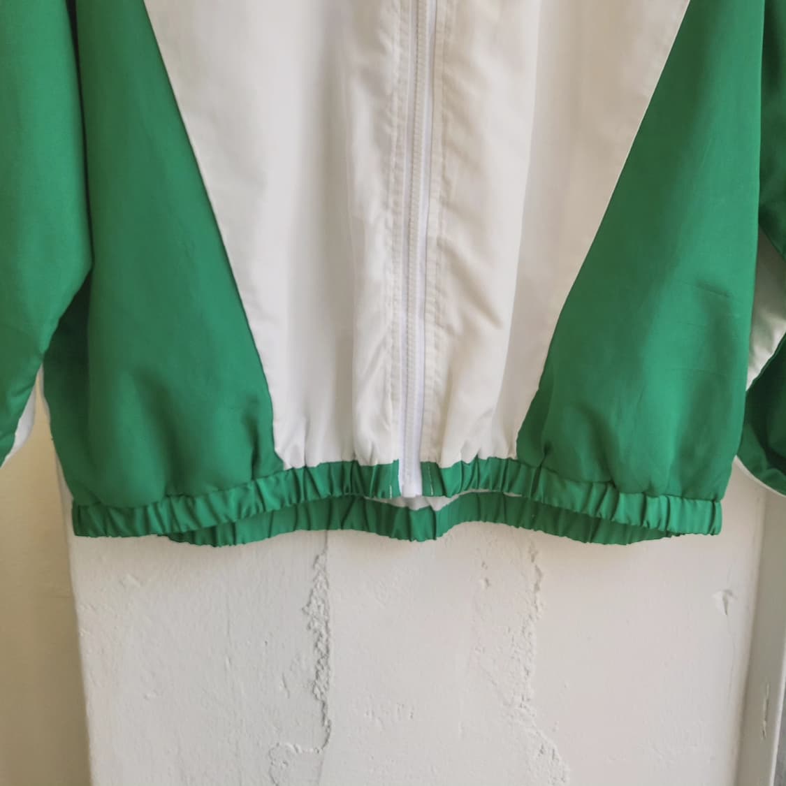 RiccaRicca 배색 숏 바람막이 상품이미지5