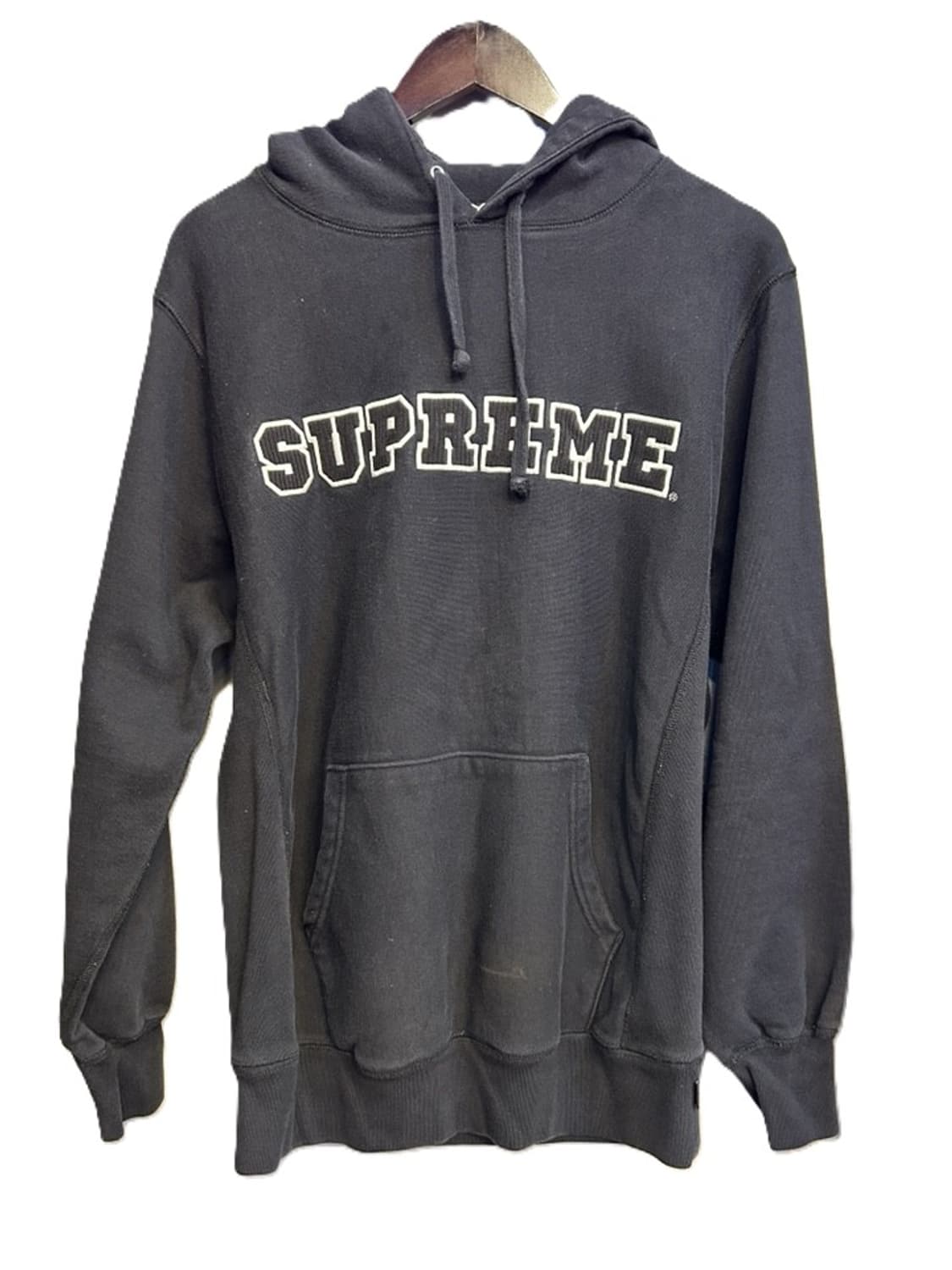 슈프림 로고 후드티 상품이미지1