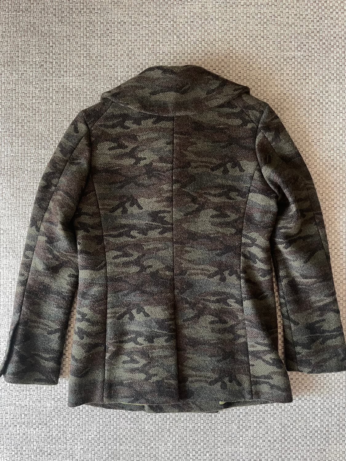 Yellow unicorn 카모플라쥬 숏 피코트 자켓 상품이미지2