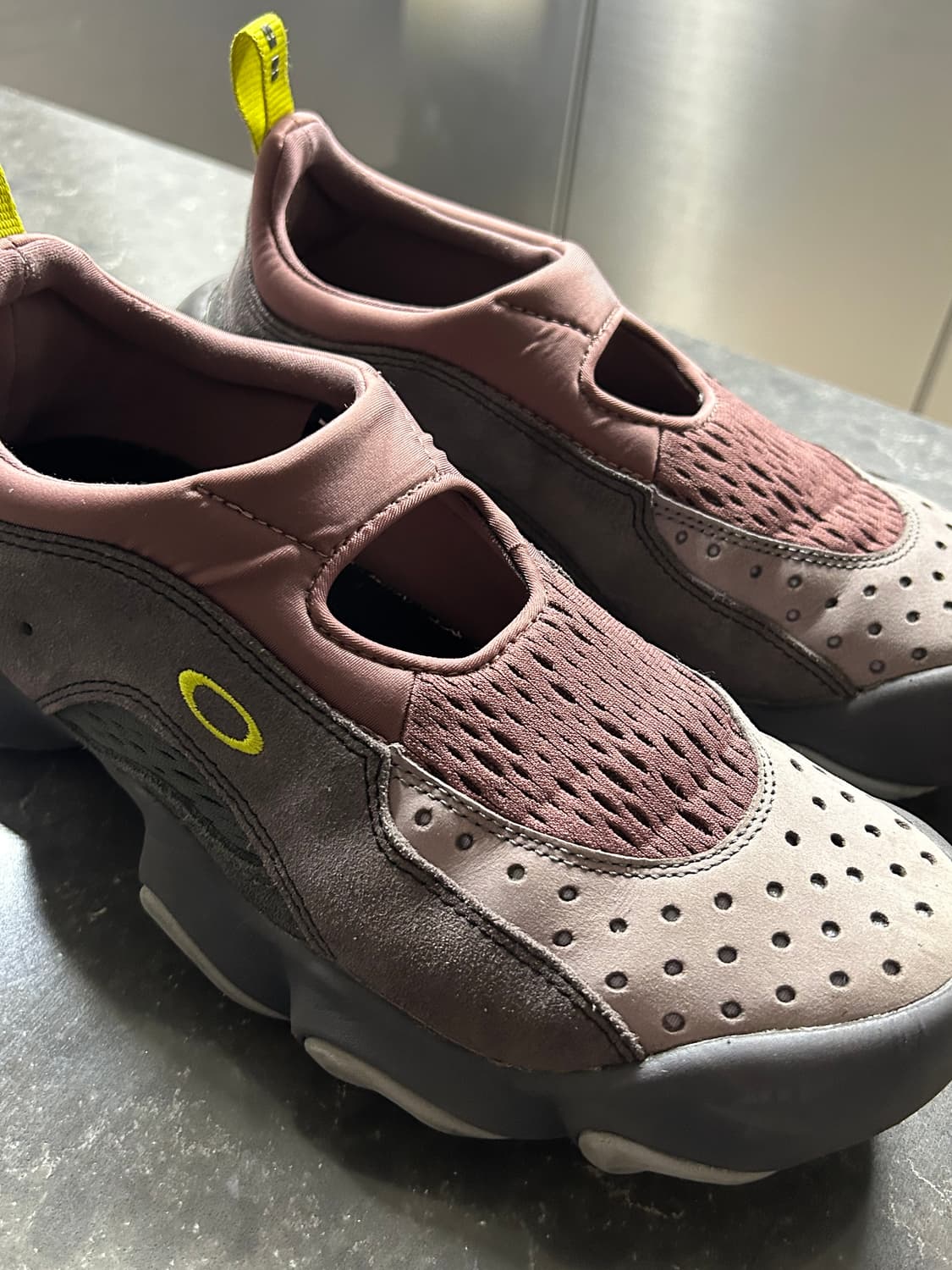 오클리 팩토리팀 플래쉬 샌들 로즈토프 255 상품이미지2