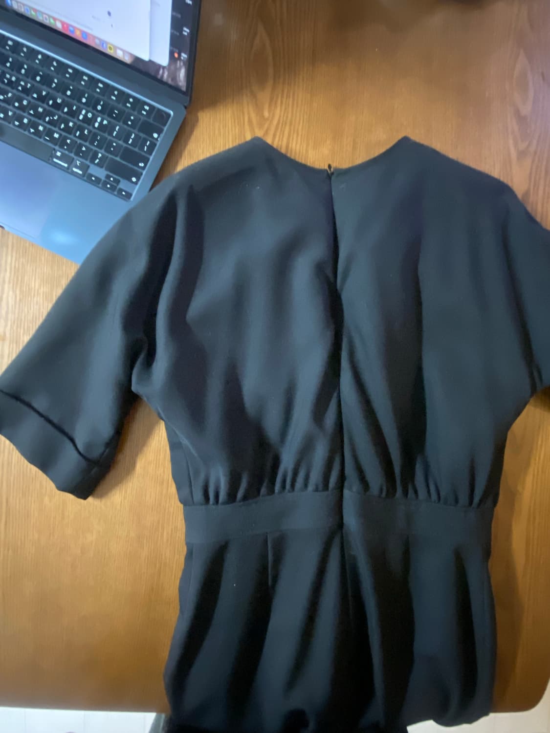 [정품] 지방시(GIVENCHY) 아키텍처럴 포켓 디테일 미디 드레스 상품이미지4